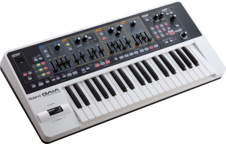 Roland Gaia SH-01 по цене 75 880 ₽