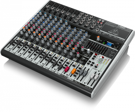 Behringer XENYX X1832USB по цене 31 700 ₽