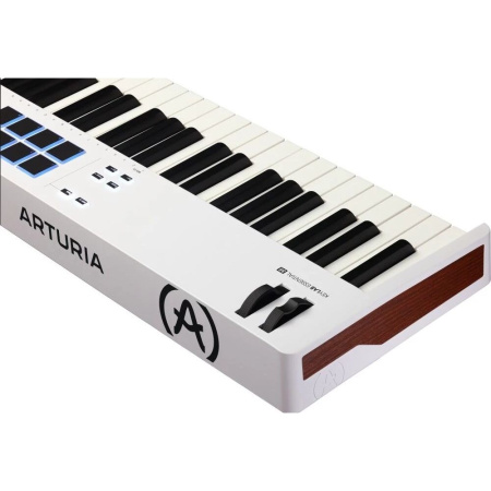 Arturia KeyLab Essential 88 MK3 White по цене 50 000 ₽