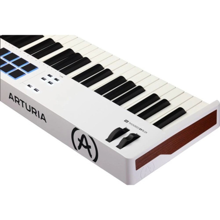 Arturia KeyLab Essential 88 MK3 White по цене 52 000 ₽