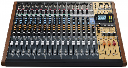 Tascam Model 24 по цене 187 117 ₽