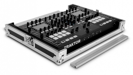 Native Instruments Traktor Kontrol S8 Flightcase по цене 23 340 ₽