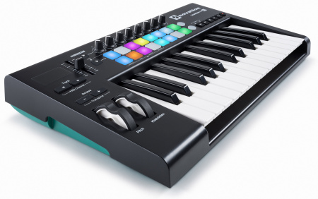 Novation Launchkey 25 MK2 по цене 13 900 руб.