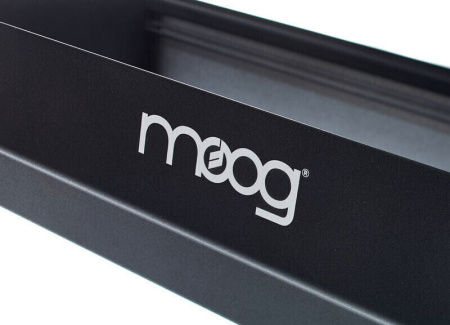 Moog 60 HP Eurorack Case по цене 13 440 ₽