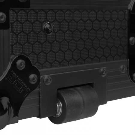 UDG Ultimate Flight Case Pioneer DDJ-RZ/SZ2 Black MK2 Plus по цене 39 700 ₽