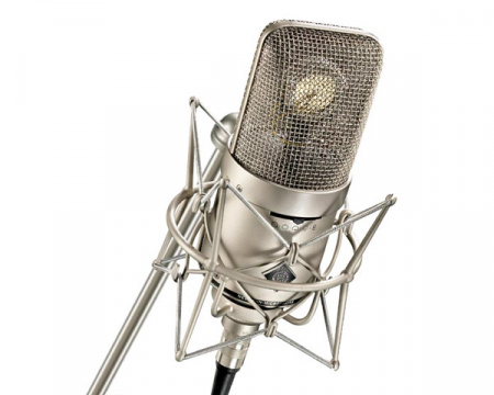 Neumann M 149 Tube по цене 749 250 ₽