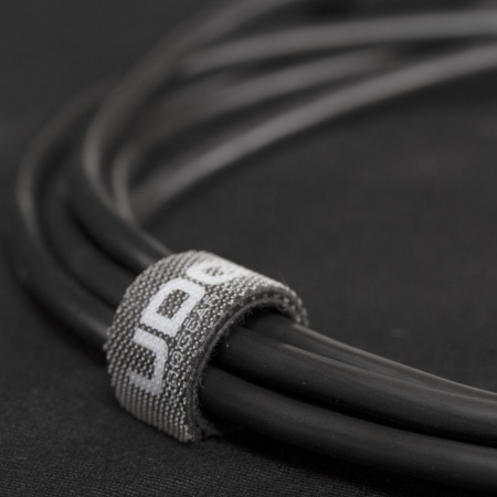 UDG Ultimate Audio Cable USB 2.0 A-B Black Angled 1m по цене 1 130 ₽