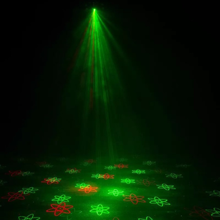 ADJ Furious Three RG по цене 22&nbsp;660 ₽