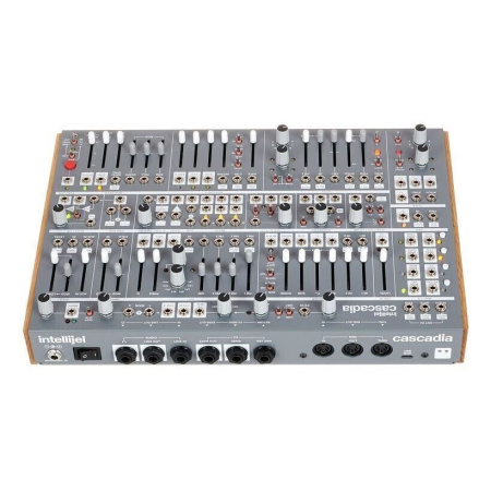 Intellijel Cascadia Dark Grey по цене 197&nbsp;630 ₽