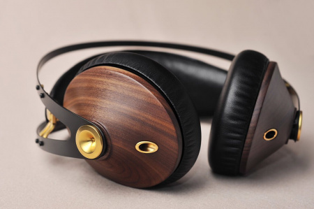 Meze 99 Classics Walnut Gold по цене 37 500 ₽