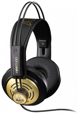 AKG K121 Studio