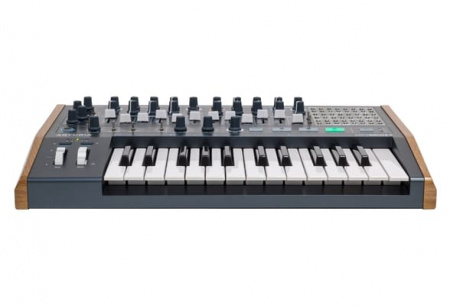 Arturia MiniBrute 2 по цене 79 400 ₽