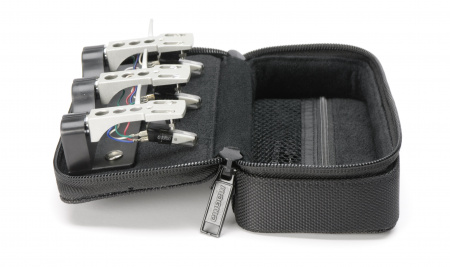 Magma Headshell-Case black/black по цене 3 450 ₽