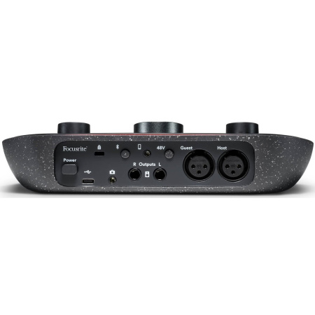 Focusrite Vocaster Two по цене 28 400 ₽