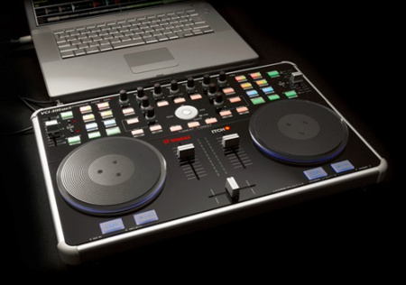 Vestax VCI-300 Mk2 по цене 14 800.00 руб.