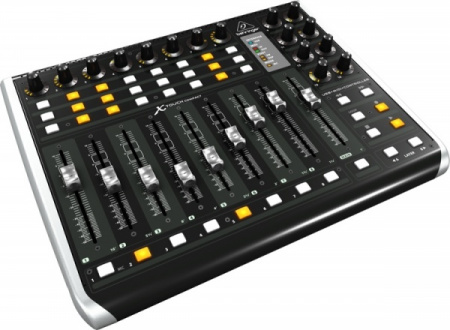 Behringer X-Touch Compact по цене 42 990 ₽