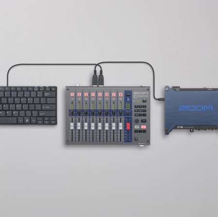 Zoom FRC-8 по цене 37 900 ₽