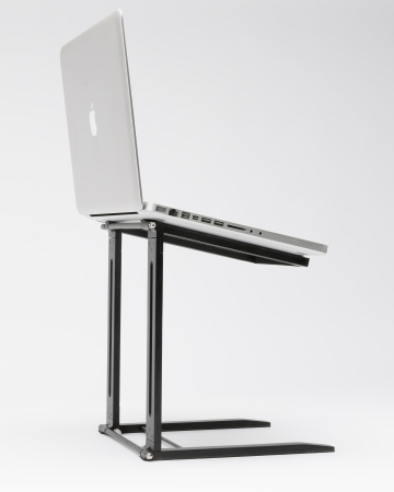 Magma Laptop-Stand Traveler incl. Pouch black по цене 7 400 руб.