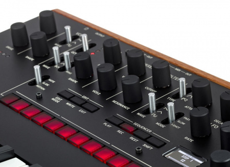 Korg Monologue-BK по цене 49 000 ₽