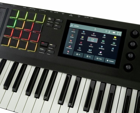 AKAI MPC Key 61 по цене 206 250 ₽