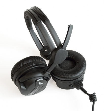 Sennheiser HD 26 Pro по цене 25 550 ₽