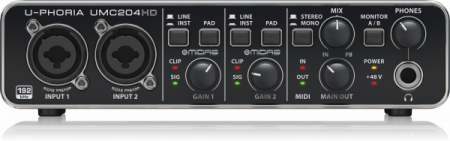 Behringer UMC204HD по цене 10 050 ₽