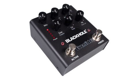 Eventide Blackhole Pedal по цене 34 600 ₽