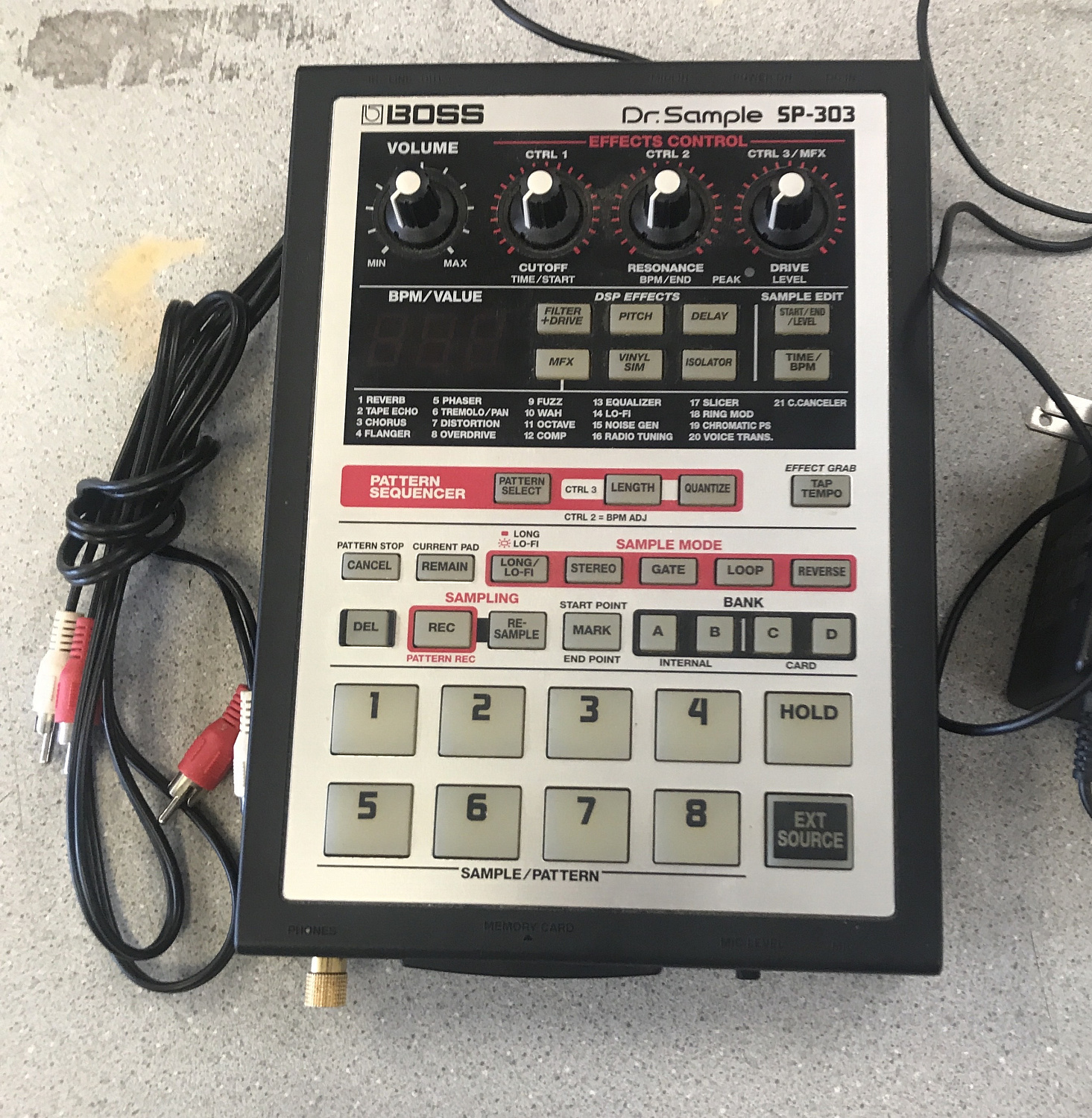 Happy 404-Day! Краткая история знаковой серии семплеров от компании Roland
