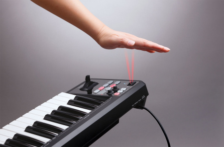 Roland A-49-WH по цене 27 850 ₽