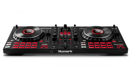 Numark Mixtrack Platinum FX по цене 41 850 ₽