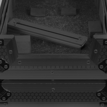 UDG Ultimate Flight Case Pioneer DDJ-RZ/SZ2 Black MK2 Plus по цене 39 700 ₽