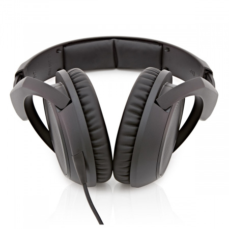 Sennheiser HD 200 Pro по цене 9 450 ₽