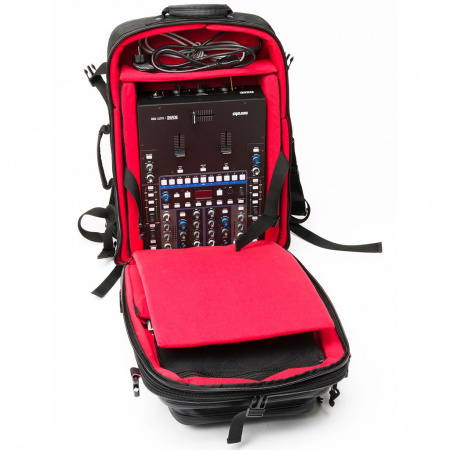 Magma RIOT DJ-Backpack XL black/red по цене 23 000 ₽