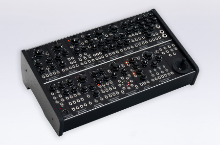 Erica Synths Black System 2 (EU plug) по цене 285 000 ₽