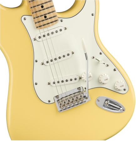 Fender Player Stratocaster MN Buttercream по цене 115 000 ₽