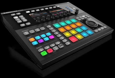 Native Instruments Maschine Studio Black по цене 35 136 руб.