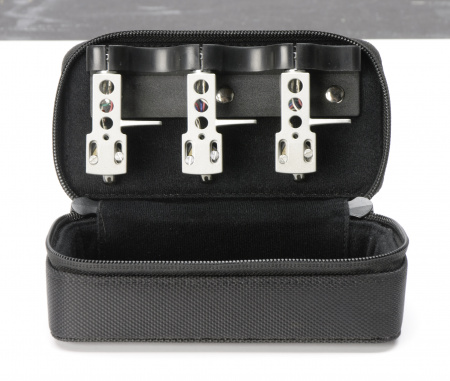 Magma Headshell-Case black/black по цене 3 450 ₽