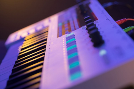 Arturia KeyStep Pro по цене 70 000 ₽