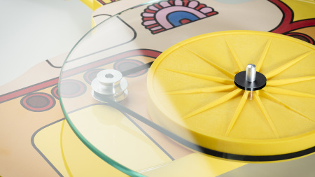 Pro-Ject The Beatles Yellow Submarine по цене 62 200 ₽