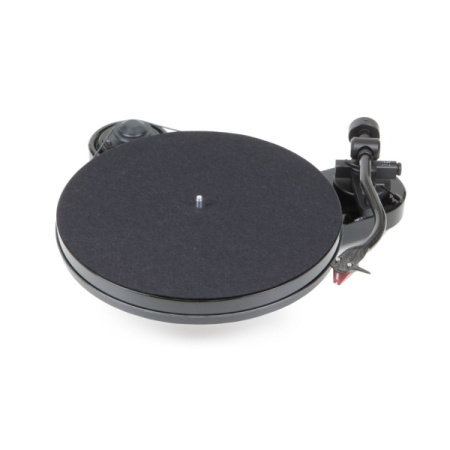 Pro-Ject RPM 1 Carbon (DC) Piano Black по цене 59 500 ₽