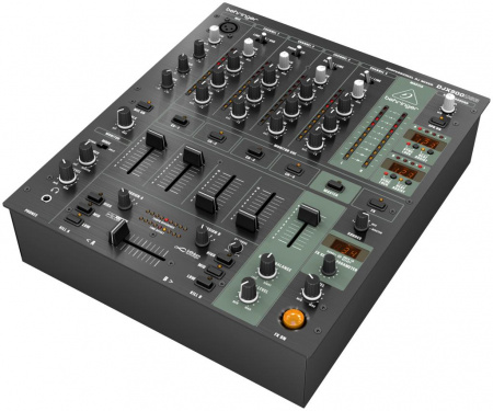 Behringer DJX900USB по цене 35 750 ₽
